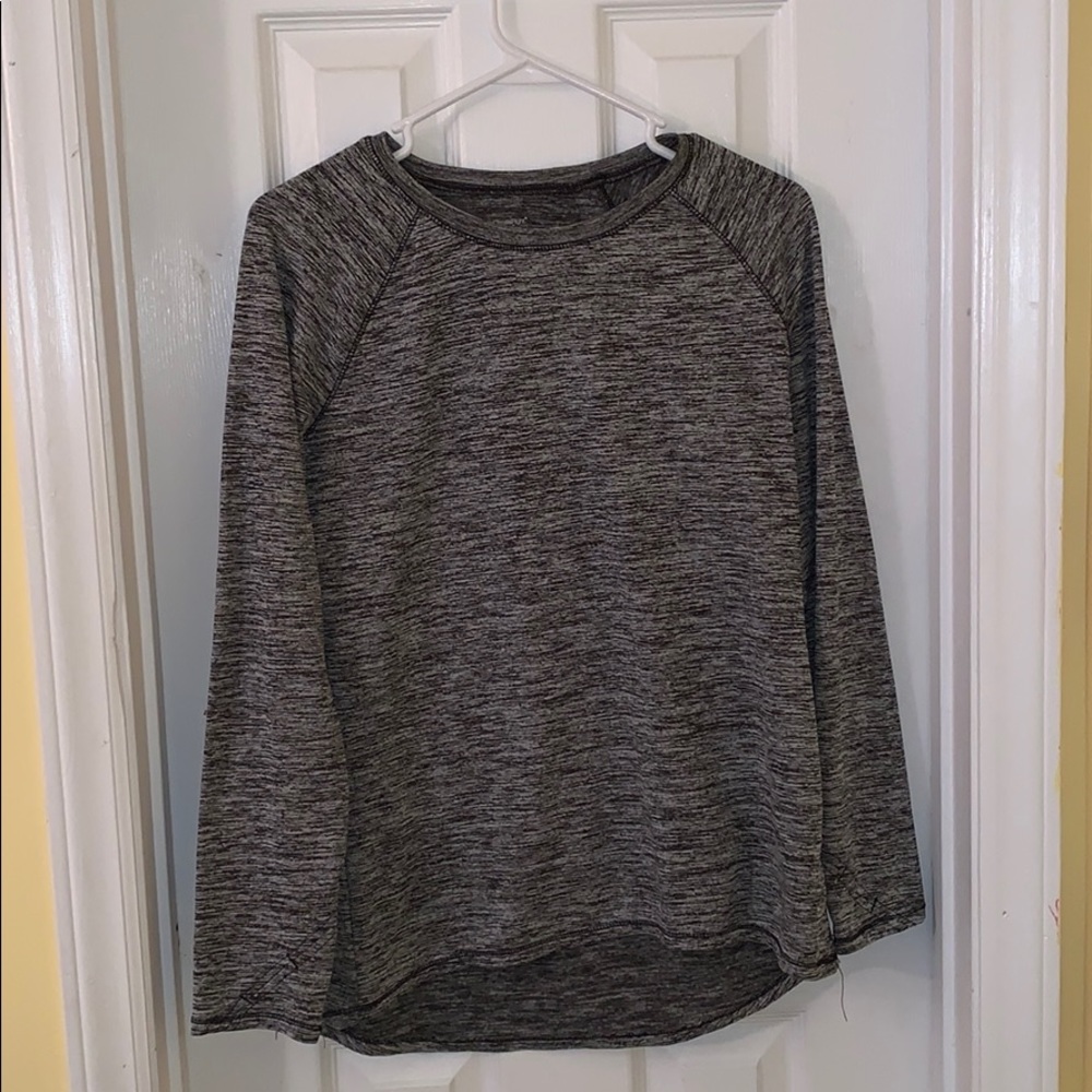 Climate Right athletic longe sleeve shirt